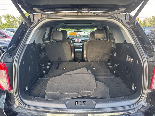 used 2024 Ford Explorer car, priced at $35,995