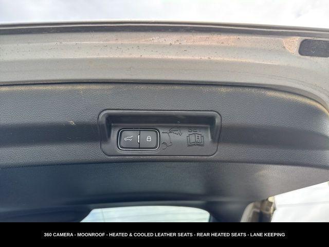 used 2022 Ford Explorer car, priced at $34,994