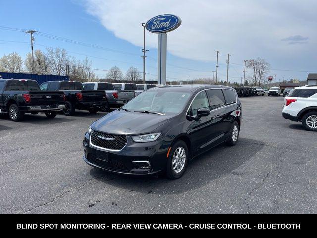 used 2023 Chrysler Pacifica car, priced at $21,995