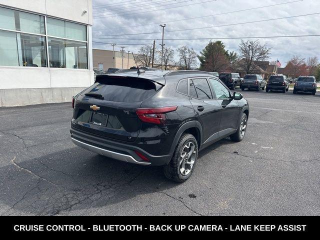 used 2025 Chevrolet Trax car, priced at $20,995