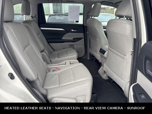 used 2015 Toyota Highlander car, priced at $10,995