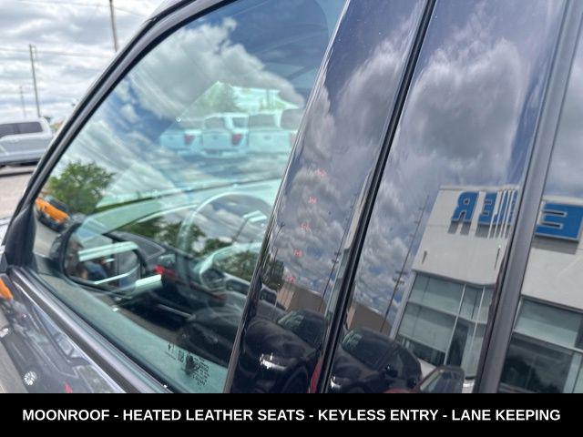 used 2024 Ford Explorer car, priced at $35,995