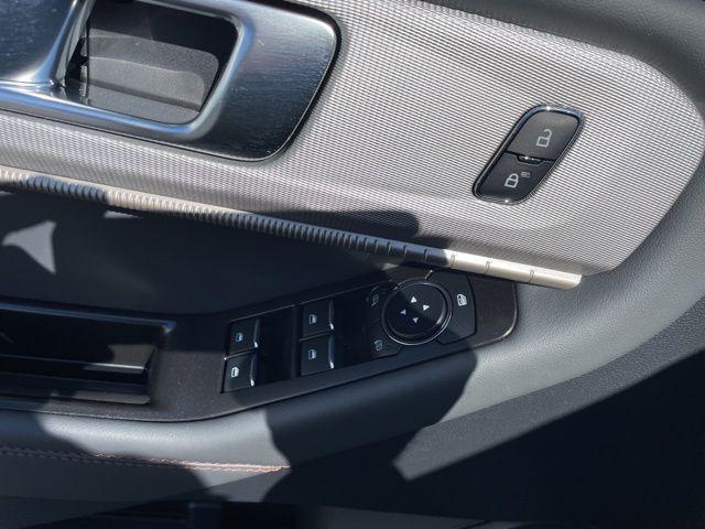 new 2026 Ford Explorer car