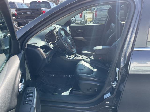 used 2017 Jeep Cherokee car, priced at $9,995