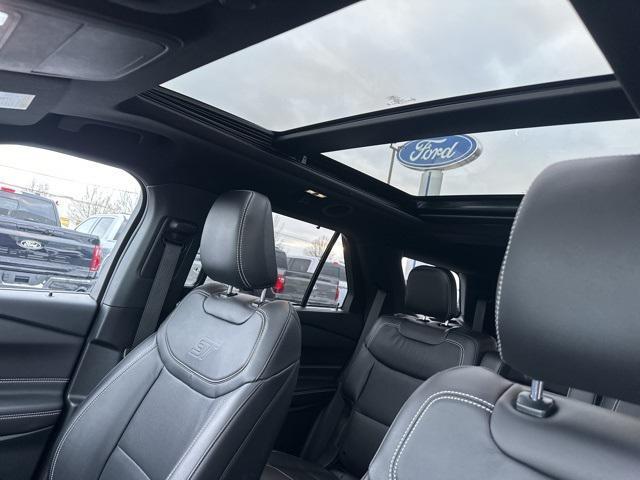 used 2024 Ford Explorer car, priced at $43,995