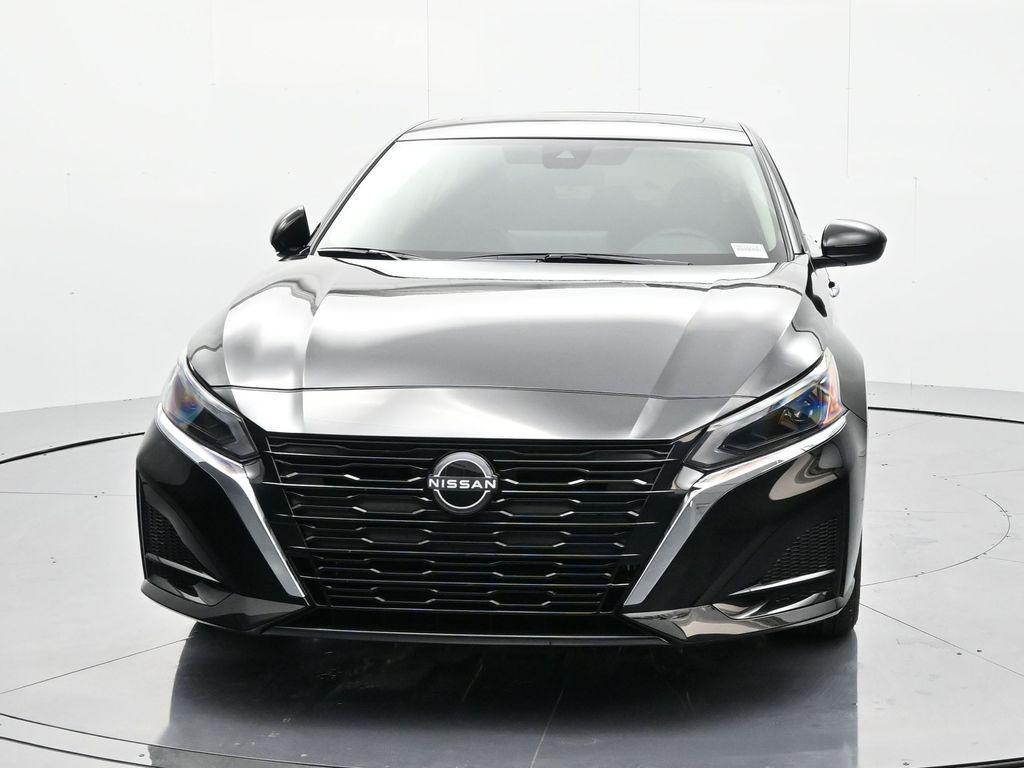 new 2025 Nissan Altima car, priced at $28,950