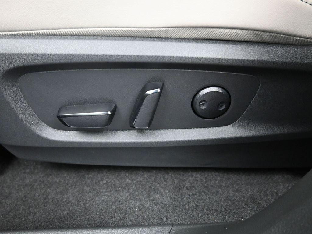 new 2026 Nissan Pathfinder car, priced at $47,319