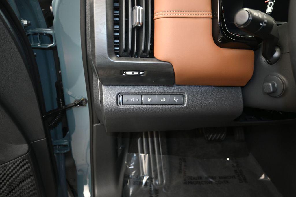 new 2026 Nissan Pathfinder car, priced at $53,210