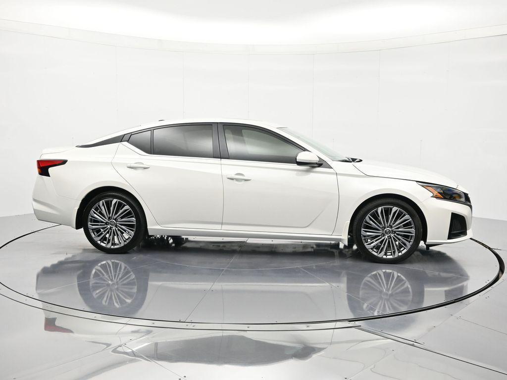 new 2026 Nissan Altima car, priced at $31,295