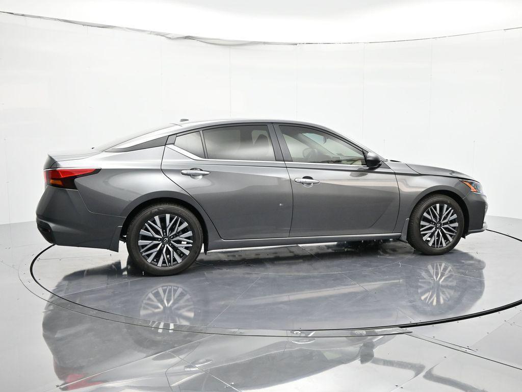new 2025 Nissan Altima car, priced at $27,964
