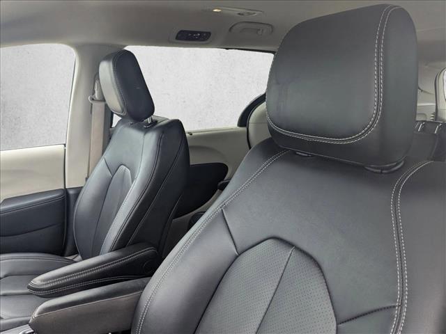 used 2024 Chrysler Pacifica car, priced at $27,772