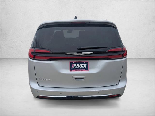 used 2024 Chrysler Pacifica car, priced at $27,772