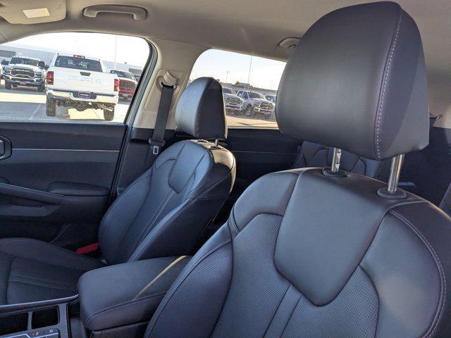 used 2025 Kia Sorento car, priced at $33,991