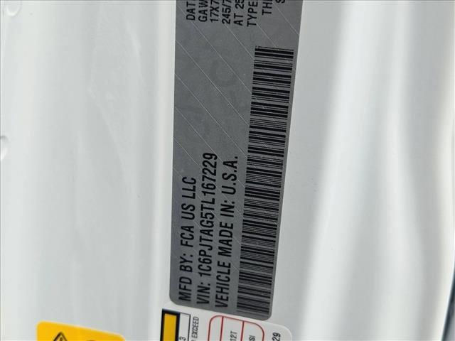 new 2026 Jeep Gladiator car, priced at $38,491