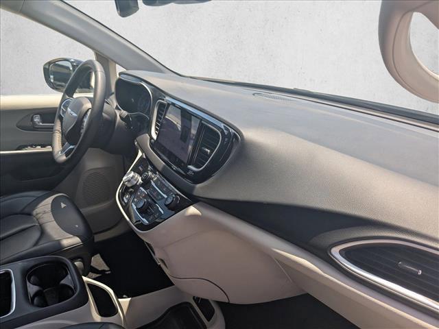 used 2024 Chrysler Pacifica car, priced at $27,716