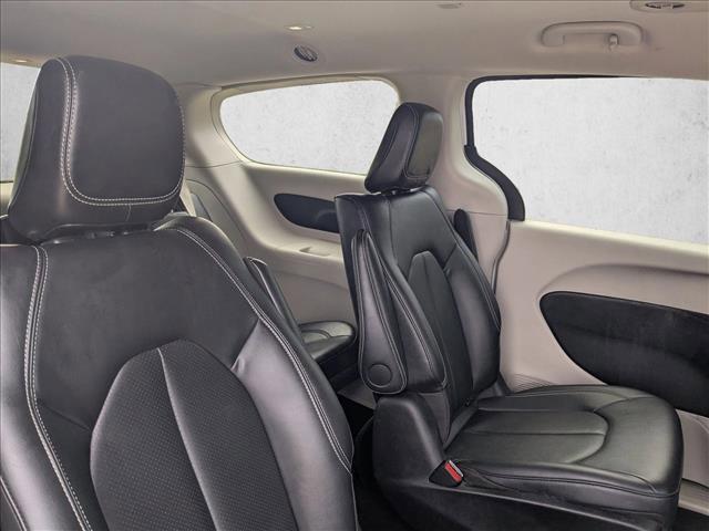 used 2024 Chrysler Pacifica Hybrid car, priced at $28,294