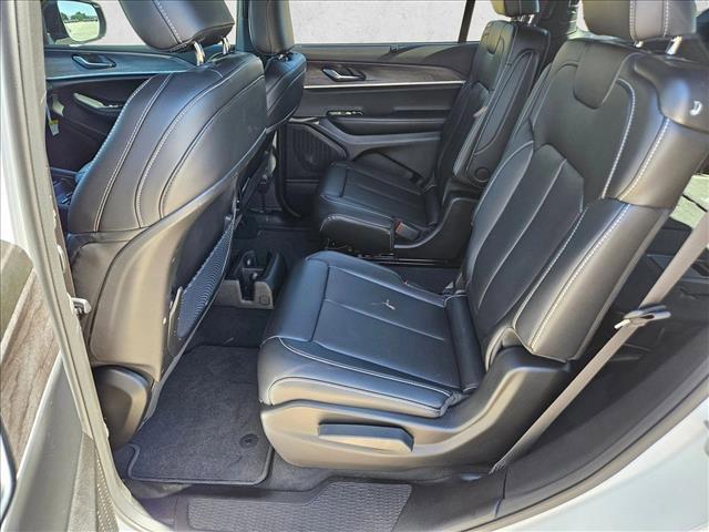 new 2025 Jeep Grand Cherokee L car, priced at $45,277