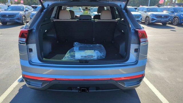 new 2026 Volkswagen Atlas Cross Sport car, priced at $43,550