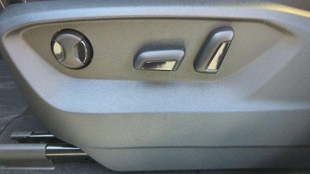 new 2026 Volkswagen Atlas Cross Sport car, priced at $43,550