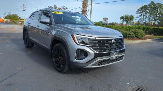 new 2026 Volkswagen Atlas Cross Sport car, priced at $43,769