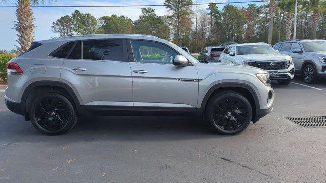 new 2026 Volkswagen Atlas Cross Sport car, priced at $43,769