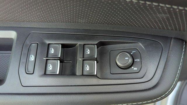 new 2026 Volkswagen Atlas Cross Sport car, priced at $43,769