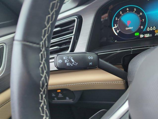 used 2025 Volkswagen Atlas Cross Sport car, priced at $37,000