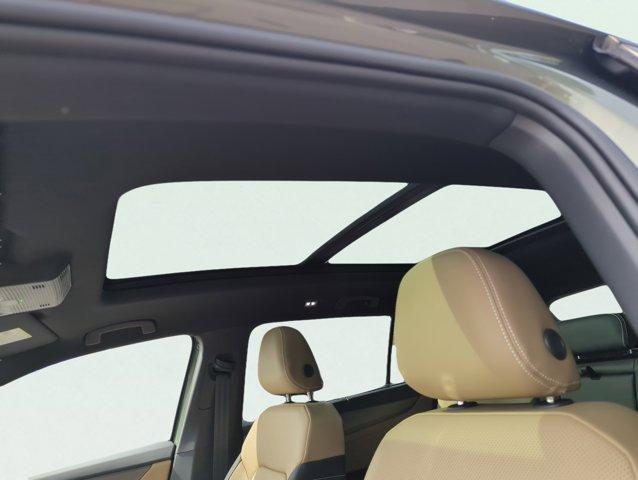 new 2026 Volkswagen Atlas Cross Sport car