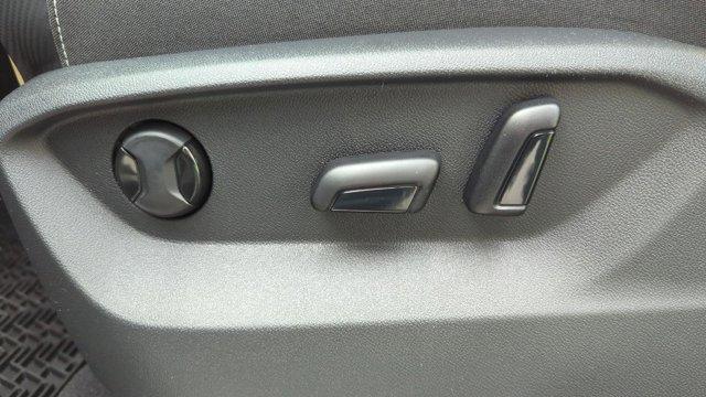 new 2026 Volkswagen Atlas Cross Sport car