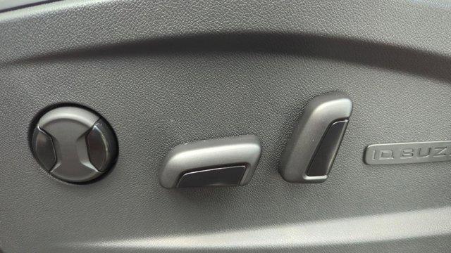 new 2025 Volkswagen ID. Buzz car