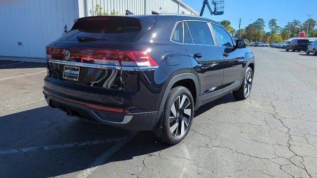 new 2026 Volkswagen Atlas Cross Sport car, priced at $44,942