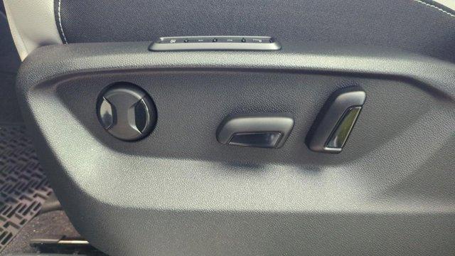 new 2026 Volkswagen Atlas Cross Sport car