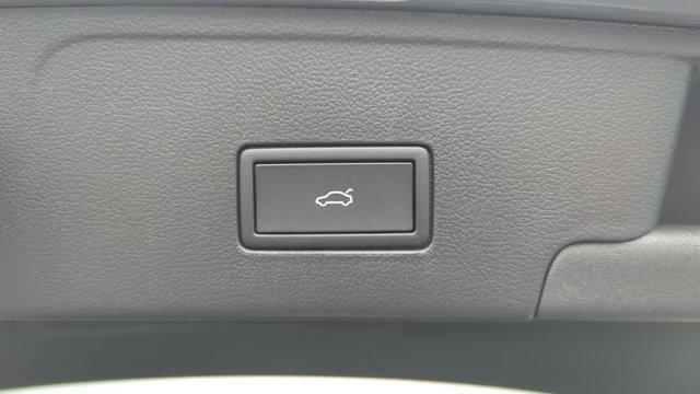 new 2026 Volkswagen Atlas Cross Sport car, priced at $53,452