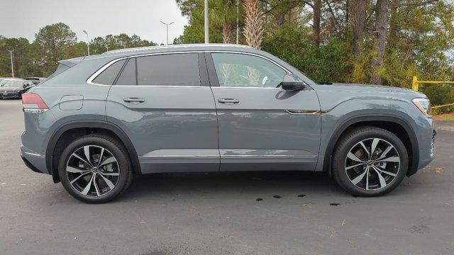 new 2026 Volkswagen Atlas Cross Sport car, priced at $53,452
