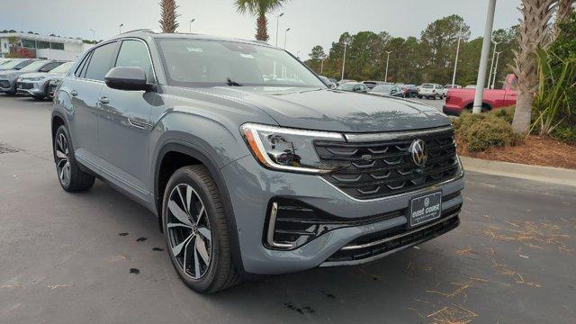 new 2026 Volkswagen Atlas Cross Sport car, priced at $53,452