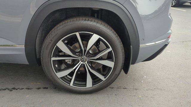 new 2026 Volkswagen Atlas Cross Sport car, priced at $53,452