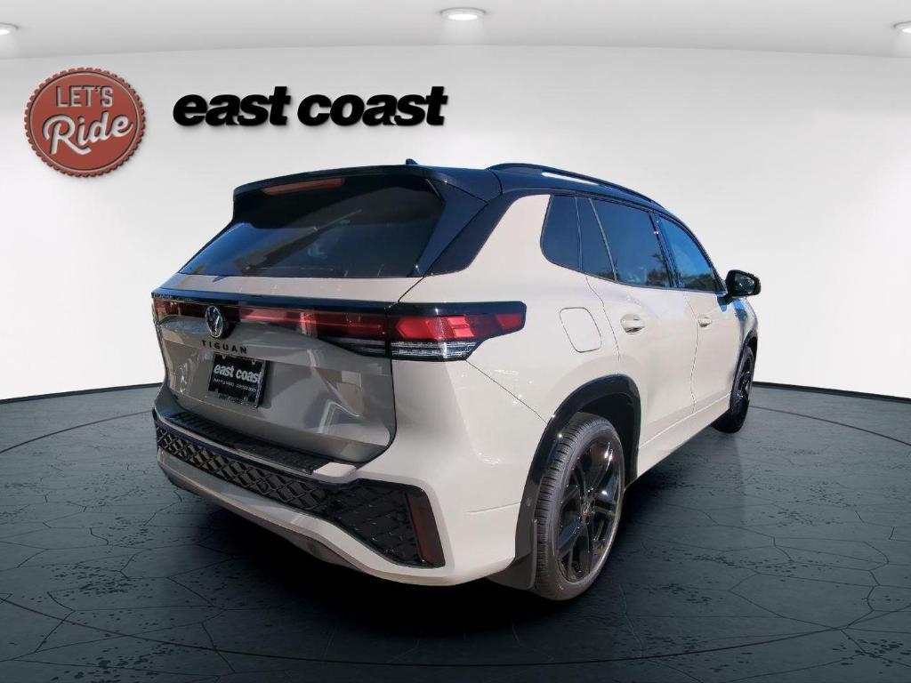 new 2026 Volkswagen Tiguan car, priced at $38,345