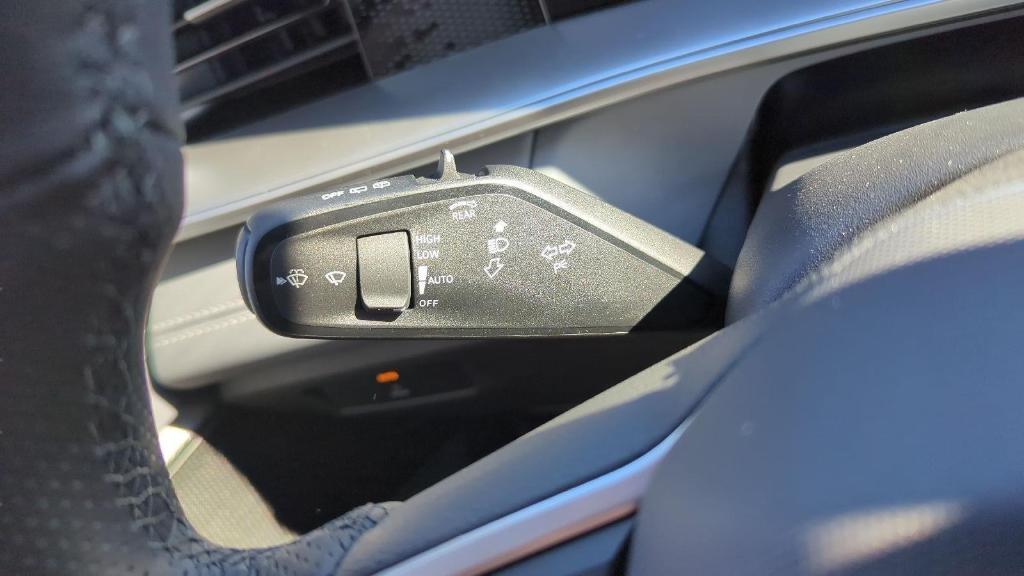 new 2026 Volkswagen Tiguan car, priced at $38,345