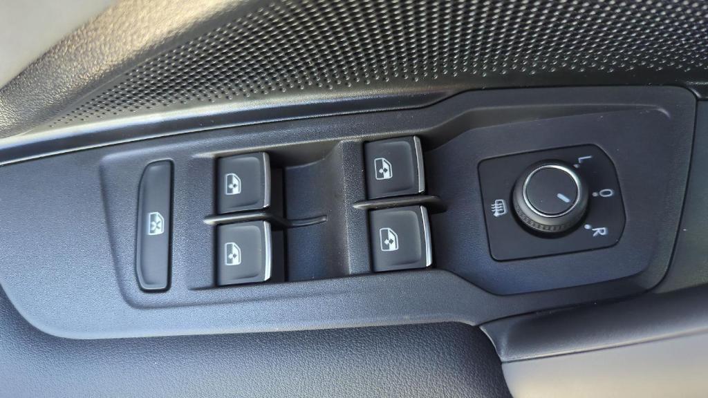 new 2026 Volkswagen Tiguan car, priced at $38,345