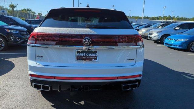 new 2026 Volkswagen Atlas Cross Sport car, priced at $53,452