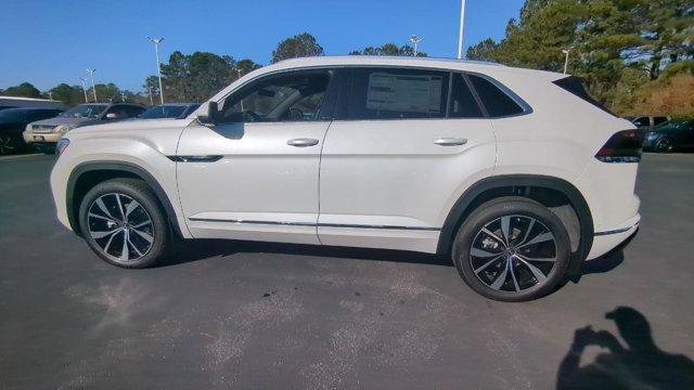 new 2026 Volkswagen Atlas Cross Sport car, priced at $53,452