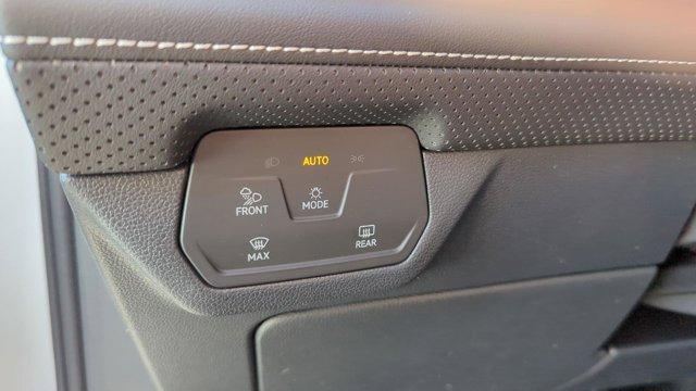 new 2026 Volkswagen Atlas Cross Sport car, priced at $53,452