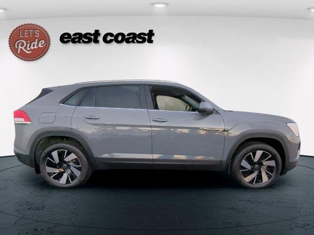 new 2026 Volkswagen Atlas Cross Sport car, priced at $51,161