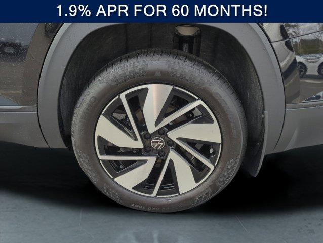 new 2026 Volkswagen Atlas car, priced at $50,192