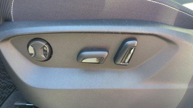 new 2026 Volkswagen Atlas Cross Sport car