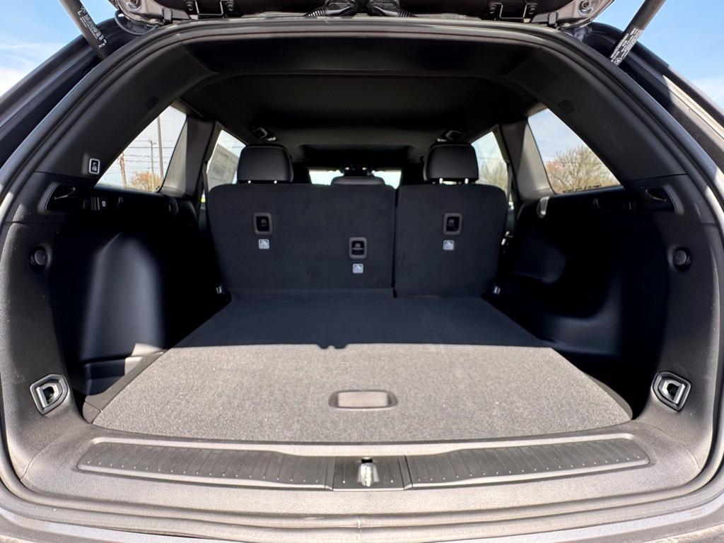 new 2025 Jeep Grand Cherokee car, priced at $46,939