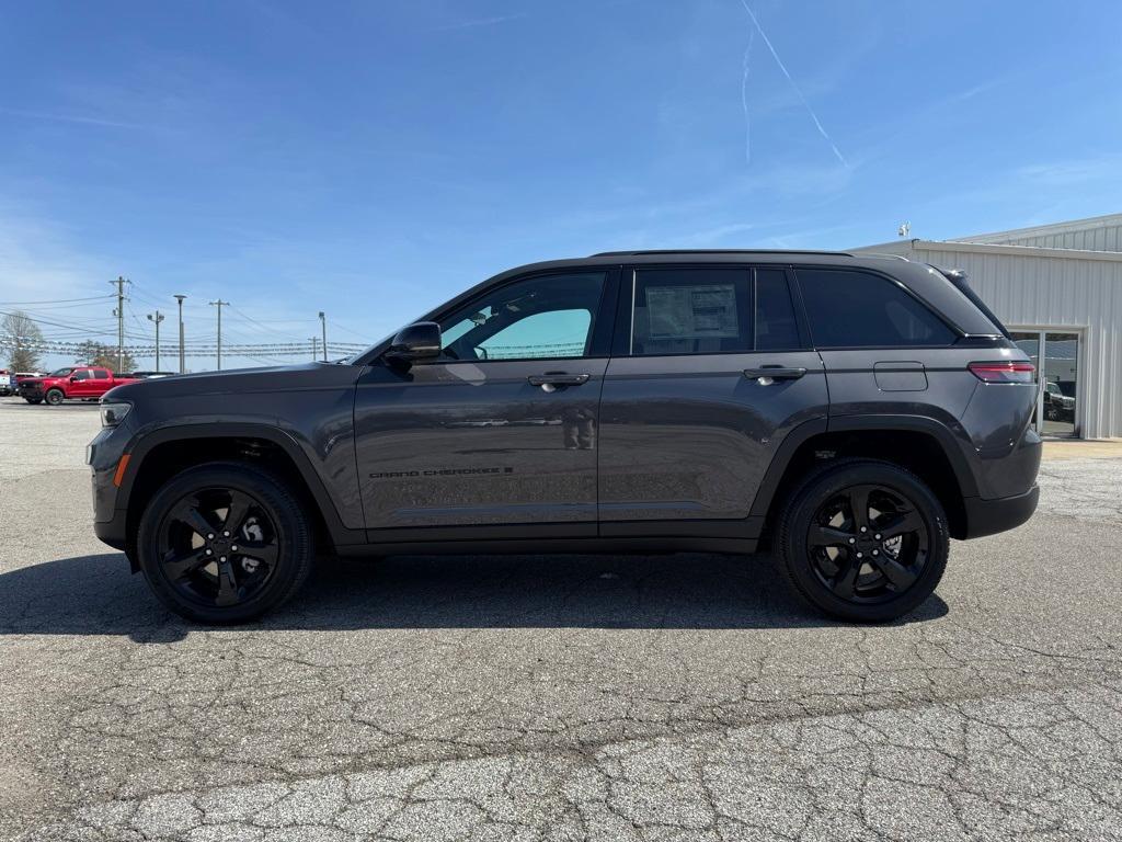new 2025 Jeep Grand Cherokee car, priced at $46,939