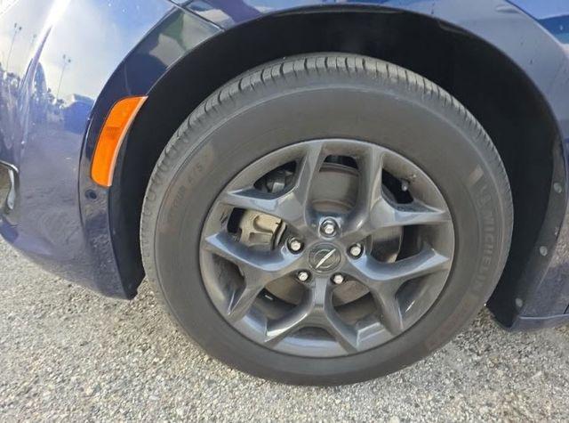 used 2018 Chrysler Pacifica car, priced at $19,199