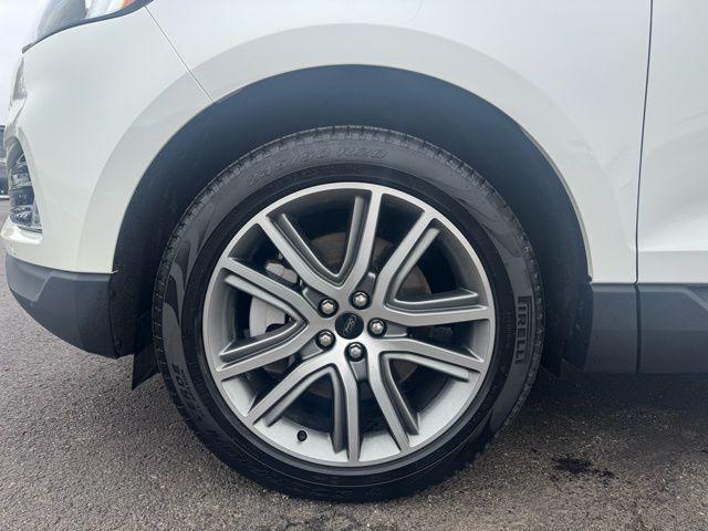 used 2023 Ford Edge car, priced at $28,598