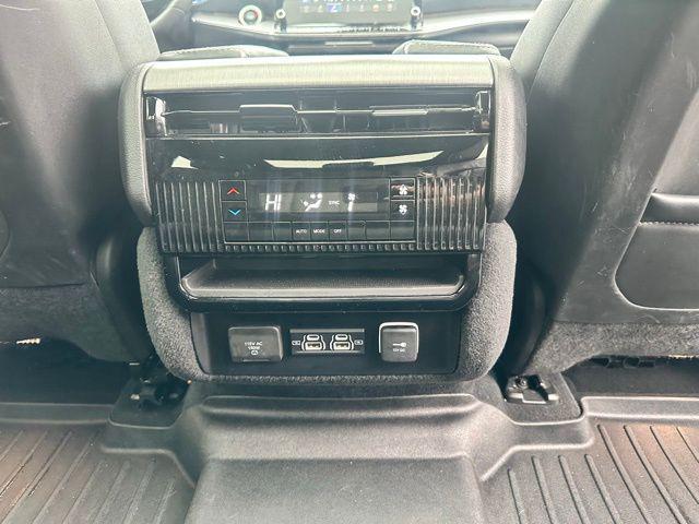 used 2023 Jeep Wagoneer car, priced at $46,018